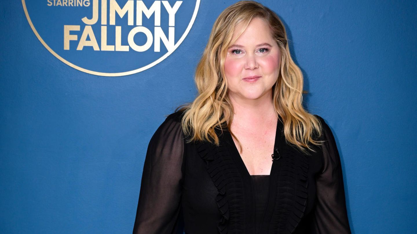 Amy Schumer als Gast in der "Tonight Show" von Jimmy Fallon