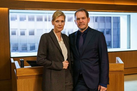 Ina Weisse und Godehard Giese in Ferdinand von Schirachs "Sie sagt. Er sagt."