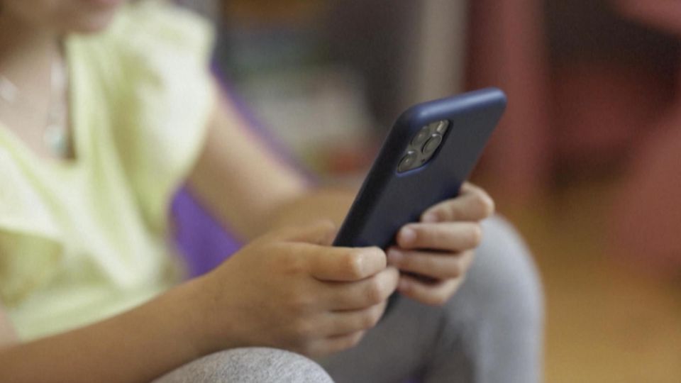 Handyverbot an Schulen: Regierung Großbritanniens verbietet Smartphones im Klassenzimmer