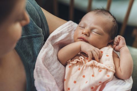 Babys werden links getragen