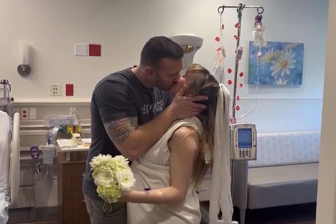 Sara Perry aus Missouri in den USA ist schwanger und möchte ihren Freund Brandon noch vor der Geburt heiraten.