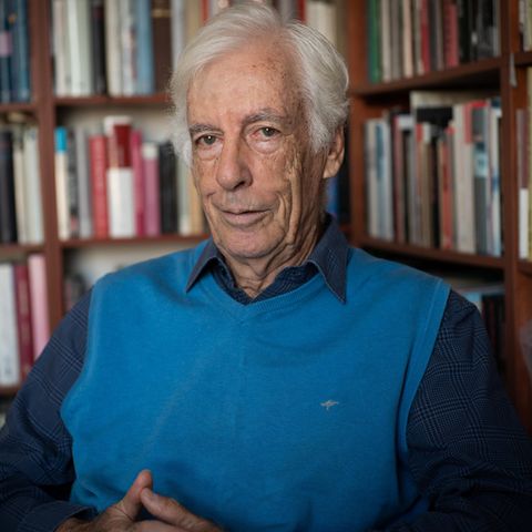 Moshe Zimmermann, 80, in seiner Wohnung nahe Tel Aviv