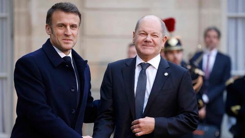 Macron und Scholz in Paris bei einem Treffen zum Thema Ukraine