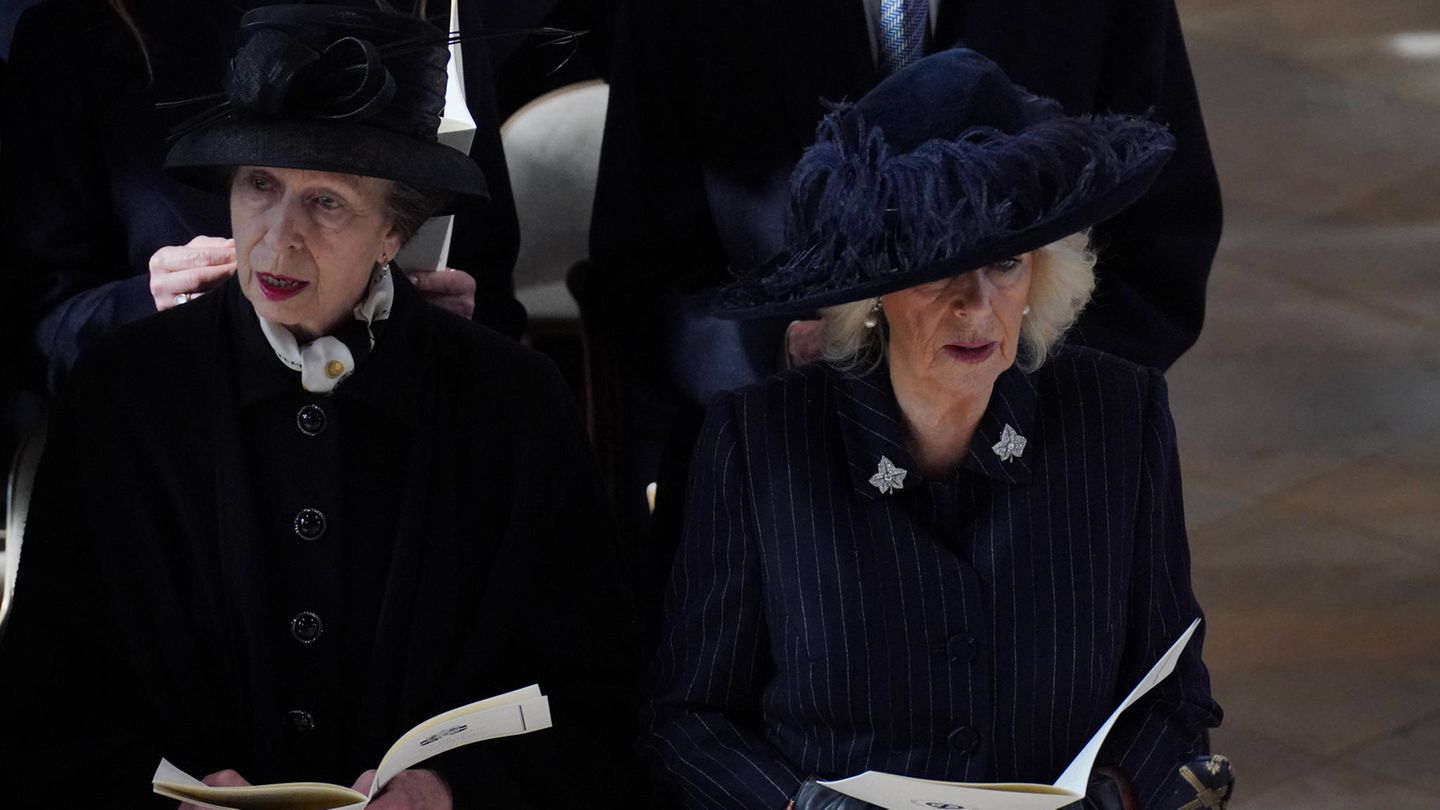 Königin Camilla Prinzessin Anne