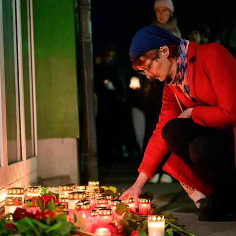 Femizide: Wien trauert: An nur einem Tag wurden in Österreichs Hauptstadt fünf Frauen ermordet