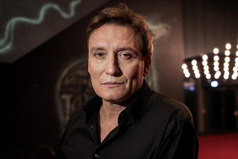 Harry Potter: Schauspieler Oliver Masucci spricht darüber, wieder auf der Theaterbühne zu stehen