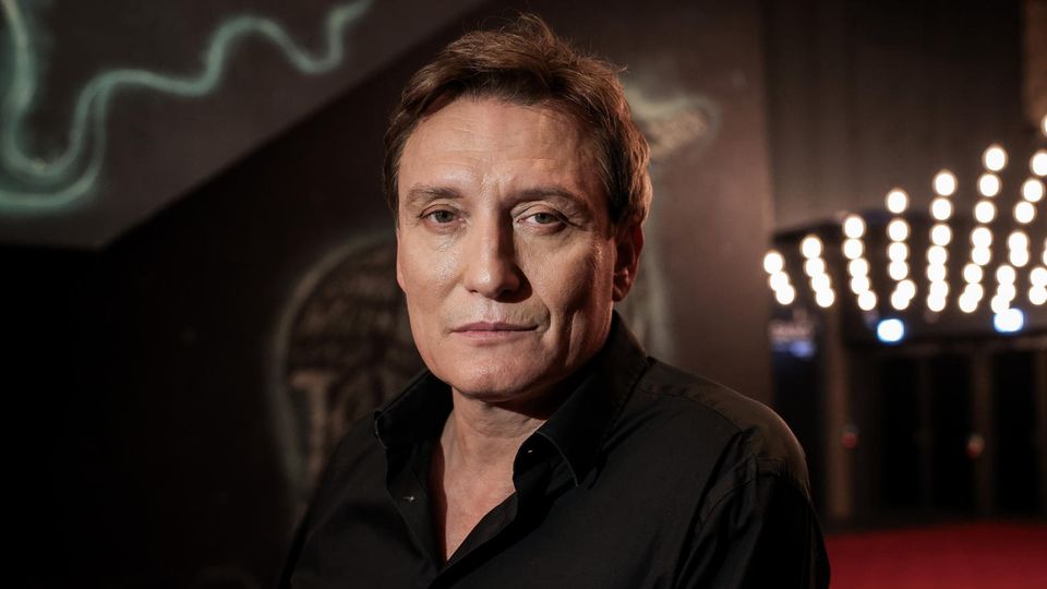 Harry Potter: Schauspieler Oliver Masucci spricht darüber, wieder auf der Theaterbühne zu stehen