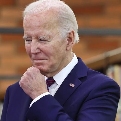 Joe Biden steht innerparteilich für seine Nahostpolitik unter Druck. In Michigan hat der US-Präsident nun einen Denkzettel bei der Vorwahl bekommen