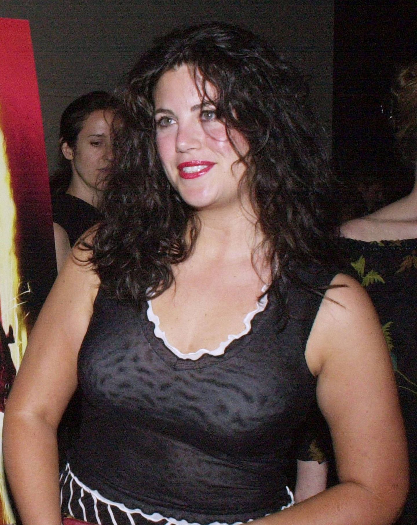 Nicht nur in der Presse stürmt Hass auf Lewinsky ein. 2001 veröffentlicht Rabih Abou-Khalil den Song "Lewinsky March". Vier Jahre später zieht sogar Musik-Kabarettist Bodo Wartke Lewinsky mit einem Lied durch den Kakao. Sie selbst berichtet später in einem TED-Vortrag, dass sie in 40 Rap-Songs erwähnt wurde, wobei die meisten davon beleidigend, erniedrigend und voller sexueller Anspielungen sind.