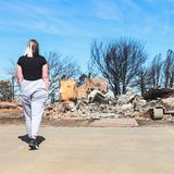 Bailey Barnes ist mit dem Leben davongekommen. Beim Anblick der Überreste des Hauses ihrer Eltern, Brent und Rachel Clapp, in Canadian schnürt es ihr aber womöglich die Kehle zu