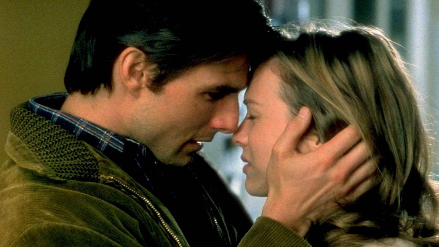 International bekannt wird Zellweger erst 1996. Zusammen mit Hollywood-Star Tom Cruise spielt sie in „Jerry Maguire – Spiel des Lebens“ die Hauptrolle. Es folgen weitere, größere Produktionen, bei denen sie Schauspielgrößen wie William Hurt, Meryl Streep, Chris Rock und Morgan Freeman kennenlernt. Ihren ersten Golden Globe bringt ihr ihr Auftritt in „Nurse Betty“ von Neil LaBute ein.    