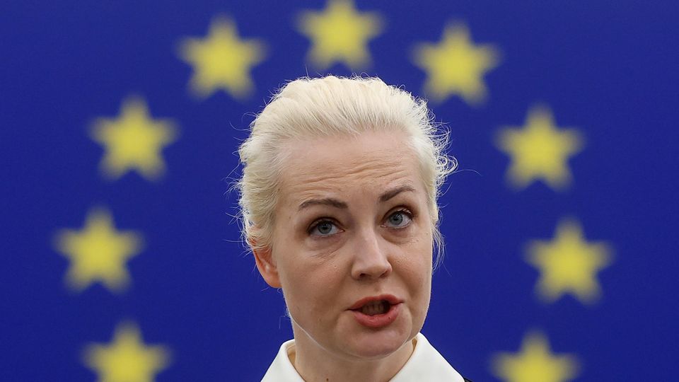 Julia Nawalnaja spricht in Strasbourg vor dem Parlament der Europäischen Union