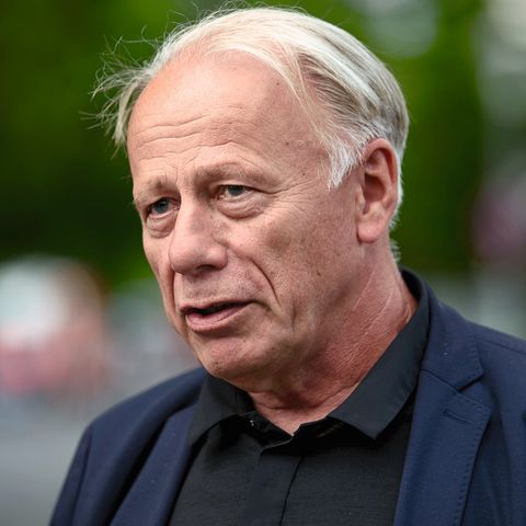 Früher, sagt Jürgen Trittin, habe man über die Grünen geschimpft. Aber man habe sie nicht bedroht