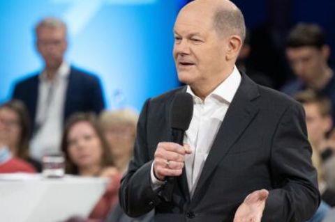 Olaf Scholz beim Bürgerdialog in Sachsen