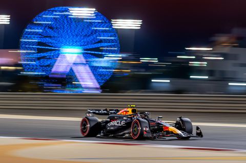 Sergio Perez vom Team Red Bull auf der Rennstrecke in Bahrain