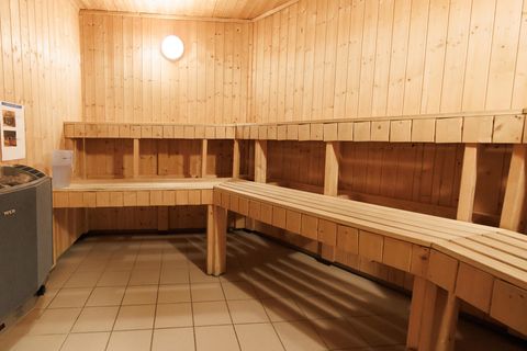 Eine eigene Sauna – für viele Deutsche ein Traum. Doch lässt sich der auch mit dem Klima vereinbaren? (Symbolbild)