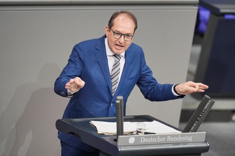 CSU-Politiker Alexander Dobrindt im Bundestag