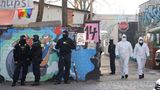 Die Jagd der Strafverfolgungsbehörden nach den beiden Männern hat sich seit der kürzlichen Festnahme eines dritten Mitglieds der Gruppe, Daniela Klette, in Berlin intensiviert