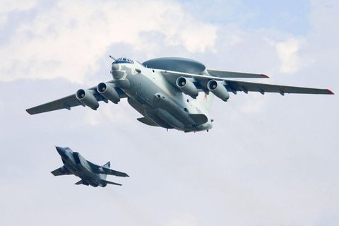 Die russische A-50, die über der Ukraine abgeschossen wurde