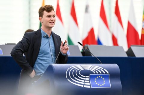 Gegen den EU-Politiker der Grünen, Malte Gallée, hat es MeToo-Vorwürfe gegeben. Nun brodelt es in der Partei.