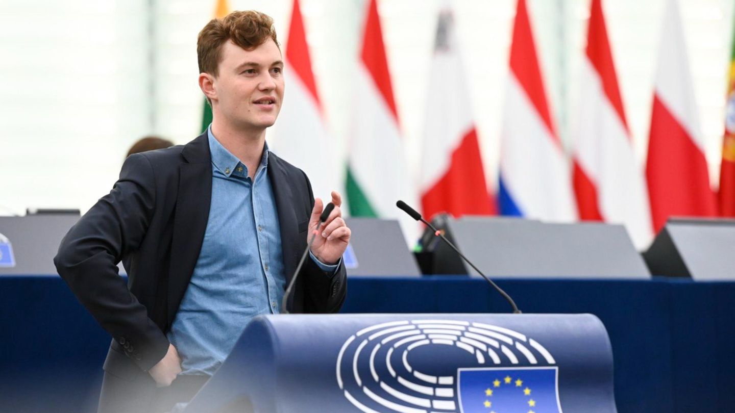 Gegen den EU-Politiker der Grünen, Malte Gallée, hat es MeToo-Vorwürfe gegeben. Nun brodelt es in der Partei.