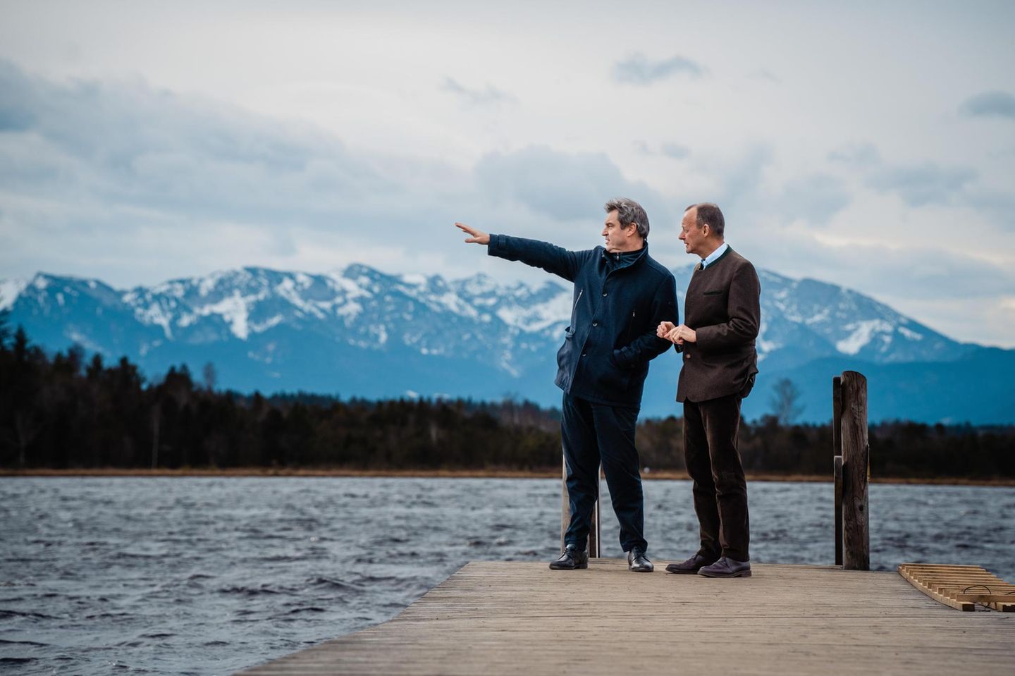 Friedrich Merz und Markus Söder treffen sich zu einem ersten Austausch am Kirchsee in Bayern