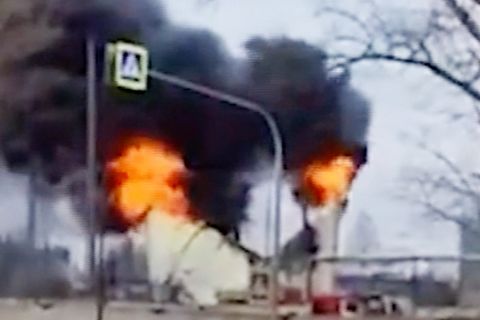 Gouverneur bestätigt Attacke: Angriff entzündet Treibstofflager in Kursk