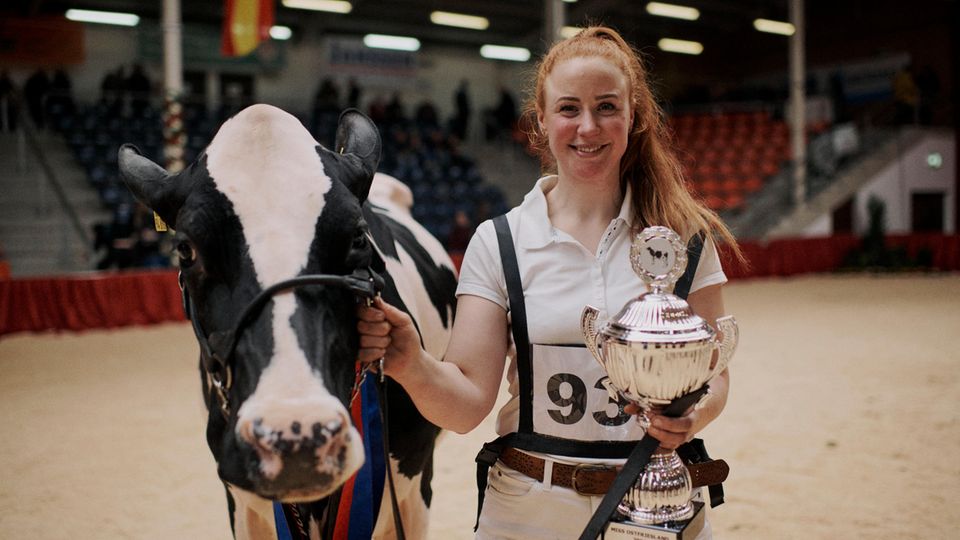 Miss Ostfriesland Pamela und Führerin Anna Hobbie