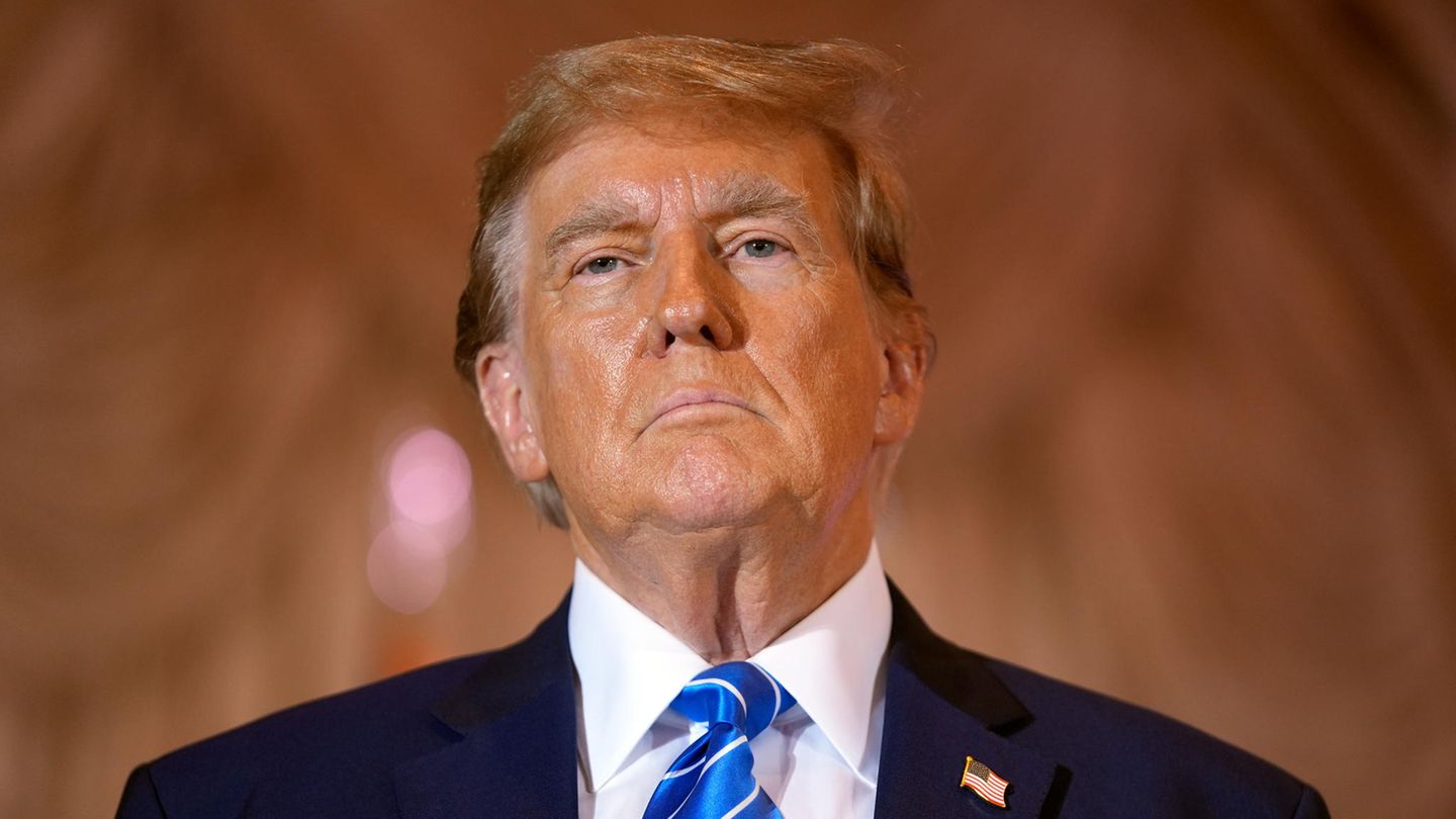 Donald Trump muss in einer Verleumdungsklage eine Kaution zahlen, um in Berufung zu gehen. Und die ist sofort fällig.