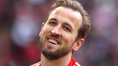 Ein glücklicher Harry Kane beim Sieg des FC Bayern gegen Mainz