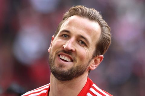 Ein glücklicher Harry Kane beim Sieg des FC Bayern gegen Mainz