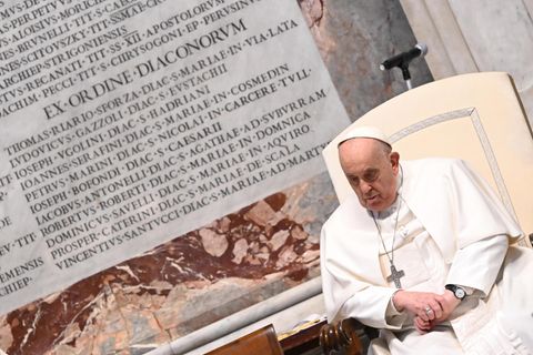 Wird für seine Äußerungen zur Ukraine massiv kritisiert: Papst Franziskus