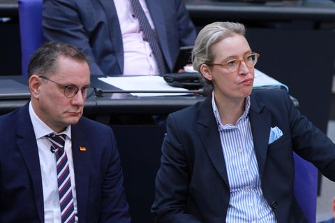 AfD-Parteichefs Tino Chrupalla und Alice Weidel im Bundestag.