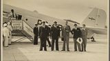 Graf zu Castell vor der Andendienst-Ju-52 "Aconcagua"