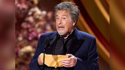 Al Pacino bei der 96. Verleihung der Academy Awards: Er durfte den Gewinner in der Kategorie "Bester Film" bekannt geben.