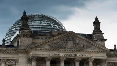 Das Reichstagsgebäude in Berlin, wo seit 1990 des Bundestag sitzt.