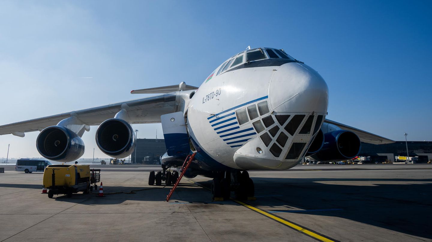 Militär Flugzeug Wrack Russland