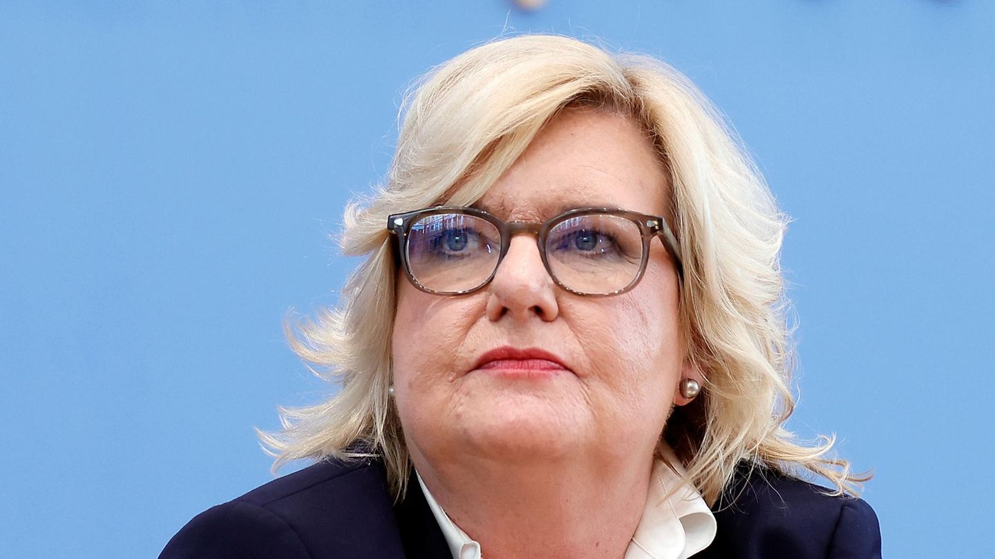 Eva Högl (SPD), Wehrbeauftragte des Deutschen Bundestages, spricht über den Zustand der Bundeswehr