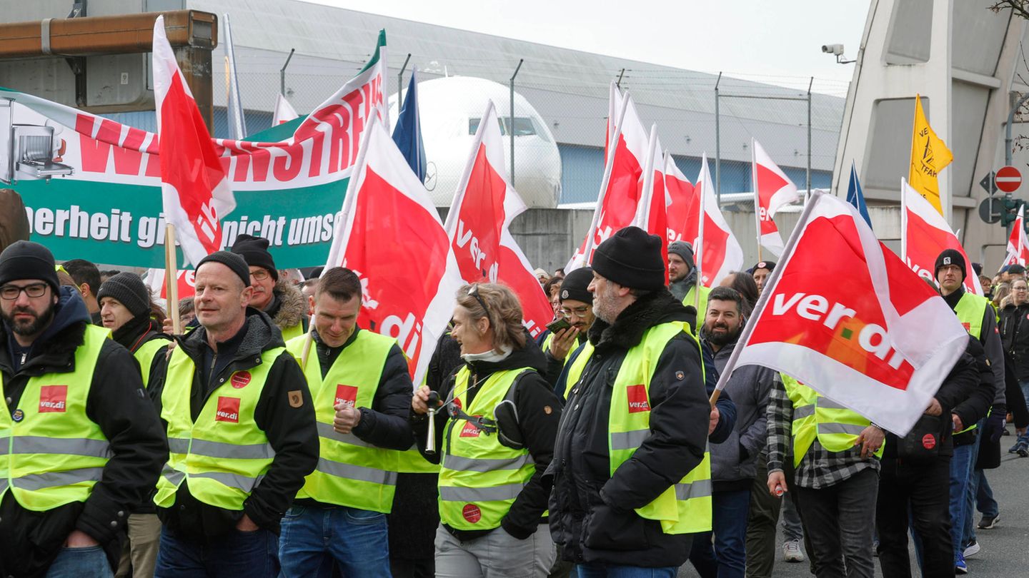 Tarifstreit geht weiter: Verdi ruft für Donnerstag zu Warnstreiks an mehreren Flughäfen auf