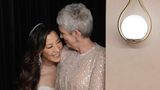 Michelle Yeoh und Jamie Lee Curtis hinter der Bühne im Presseraum bei der 95. Oscar-Verleihung
