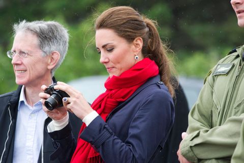 Reist immer mit Kamera: Prinzessin Catherine bei einem offiziellen Termin