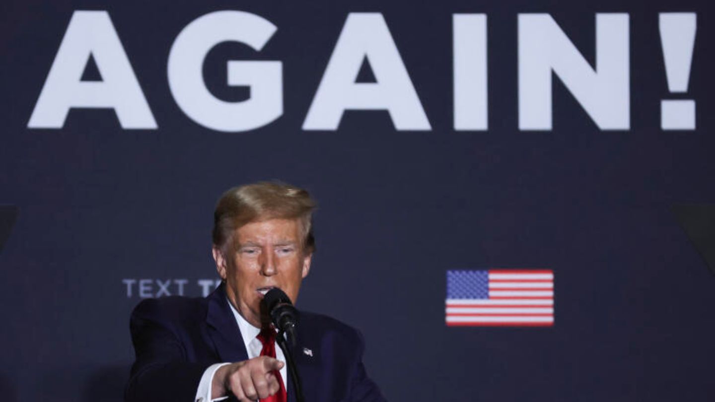 Donald Trump and Joe Biden secure the number of delegates from their parties