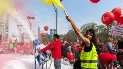In Belgien sind Streiks gesetzlich nicht definiert. Das Land hat jedoch die Europäische Sozialcharta ratifiziert, die das Streikrecht als soziales Grundrecht beinhaltet. Darüber hinaus wird das Recht auf Streikniederlegung vom belgischen Obersten Gerichten anerkannt.