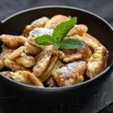 Kaiserschmarrn in der Pfanne