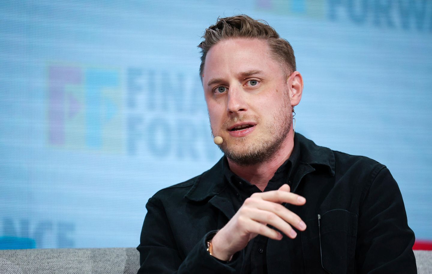 Leif Abraham, Gründer Public.com, bei einem Gespräch auf der Finance Forward 23 Leif Abraham, Gründer Public.com, bei einem Gespräch auf der Finance Forward 23