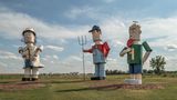 Riesenblech Figuren sind am High-Way in North Dakota zu sehen