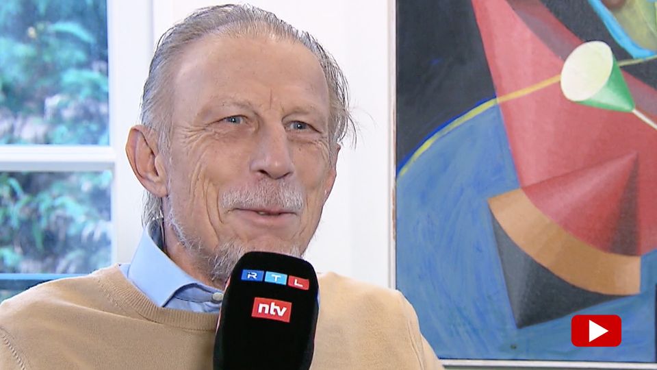 Christoph Daum sorgt ausgerechnet bei Bayen-Frage für Lacher