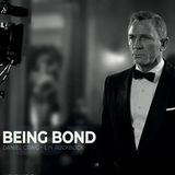 Der Bildband "Being Bond: Daniel Craig - Ein Rückblick" ist bei Cross Cult Entertainment erschienen und kostet 49 Euro. Mehr unter www.cross-cult.de