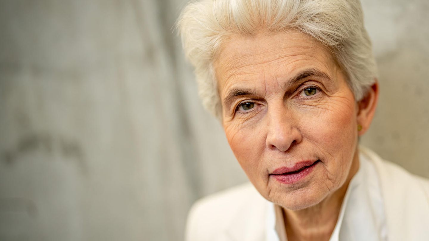 Taurus: Marie-Agnes Strack-Zimmermann’s cheap ego trip