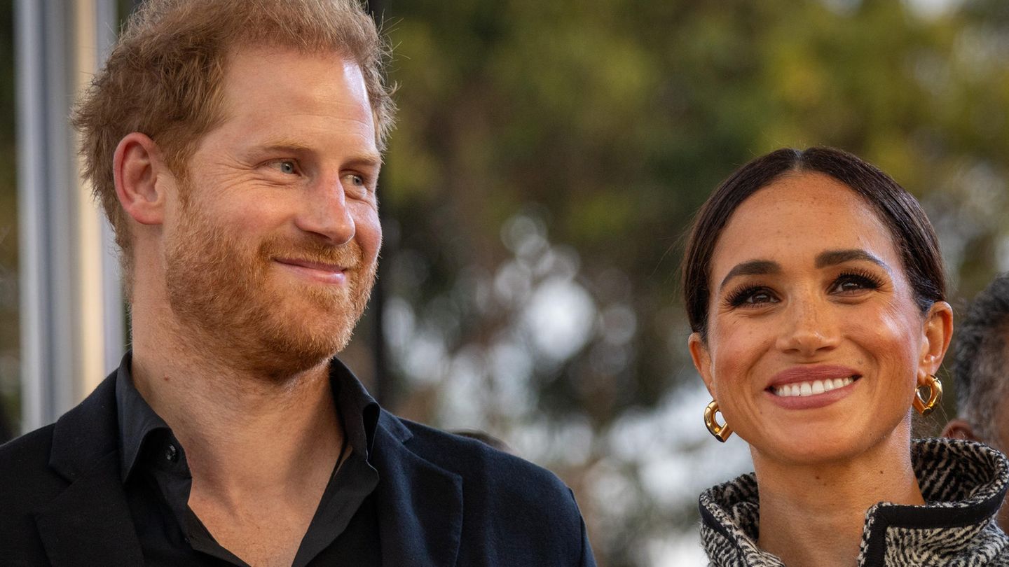Prince Harry and Duchess Meghan are back in “Kate Gate”.